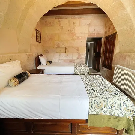 Gedik Cave Guest house