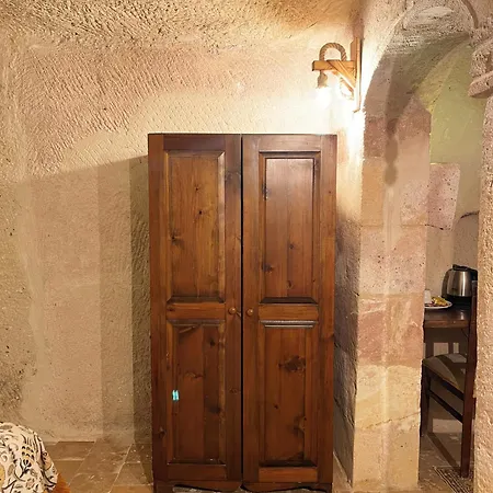 Gedik Cave 4*