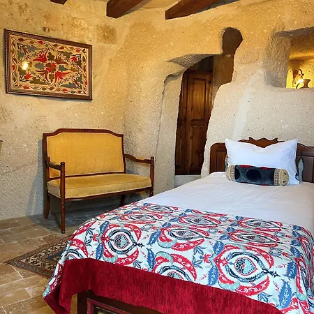 Gedik Cave 4*