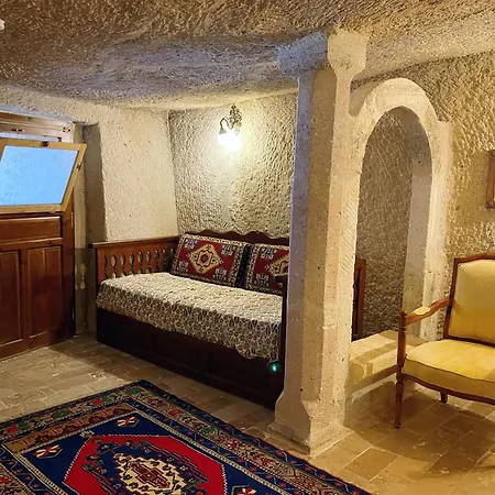 Gedik Cave 4*
