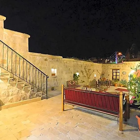 Gedik Cave Guest house