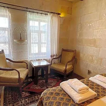 Gedik Cave 4*