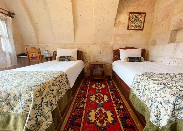 格迪克洞穴酒店 4*