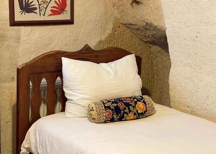 Gedik Cave Guest house