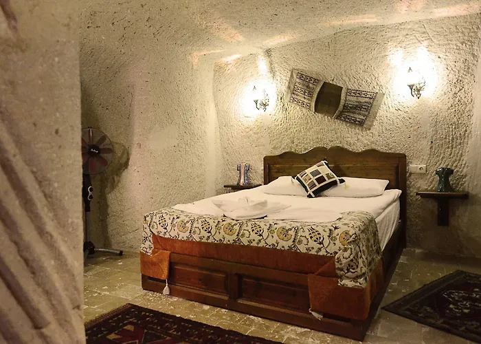 格迪克洞穴酒店 4*